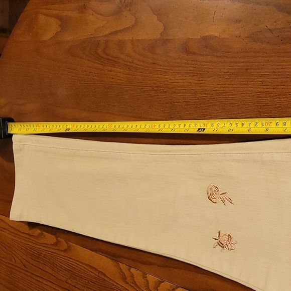 Boston Proper Jeans, size 2, beige with pink embroidery scattered flowers - Picture 9 of 10